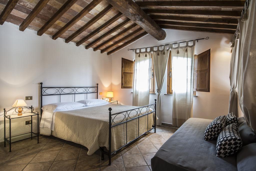 Villa Loghino Volterra Bilik gambar